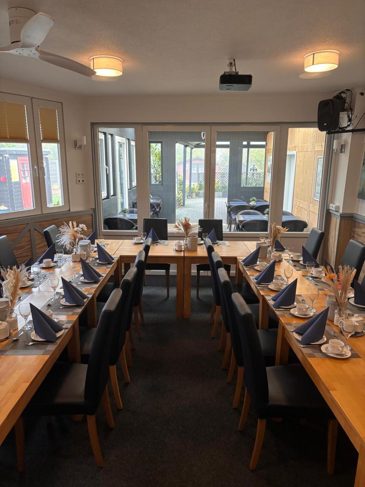 Hotel Restaurant Harrier Hof Brake  Kültér fotó